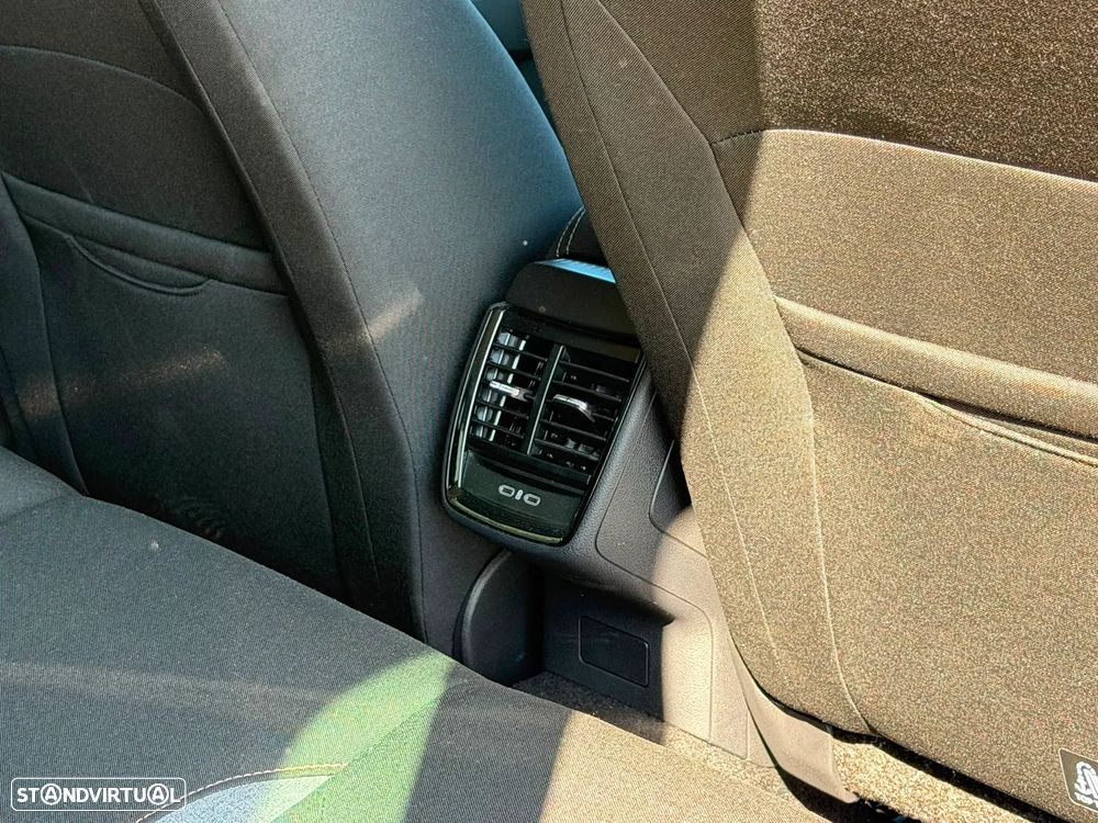 Skoda Kamiq 1.0 TSI Selection DSG - 17