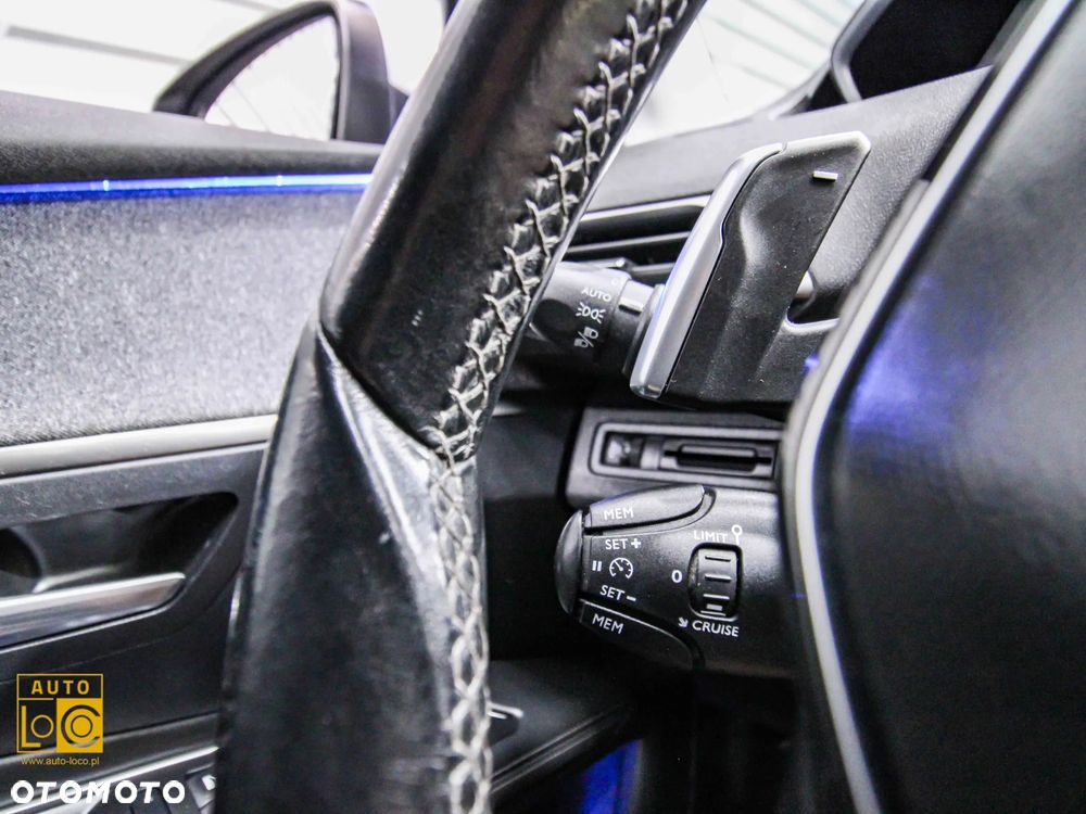 Peugeot 3008 BlueHDi 120 Stop & Start EAT6 Allure - 29