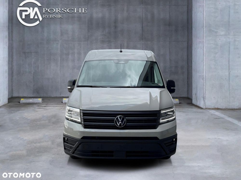 Volkswagen Crafter 35 Furgon z wysokim dachem silnik: 2,0 l EU6 SCR 177 KM / skrzynia biegów: Przedni napęd manualna 6-biegowa rozstaw osi: 4490 mm - 9