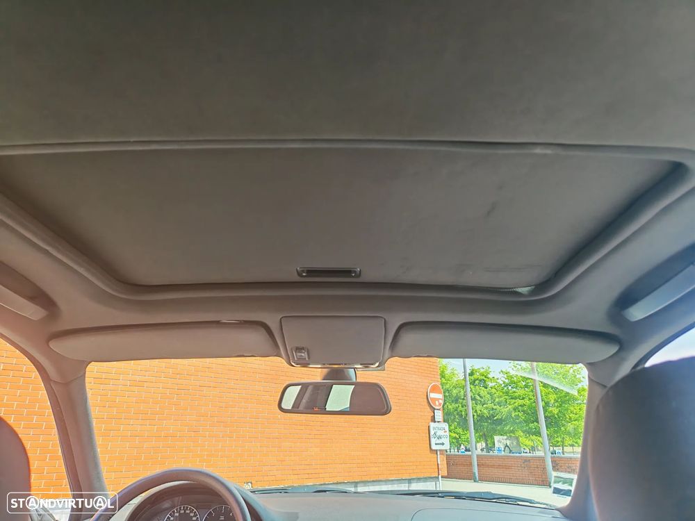 BMW 320 d Touring - 18