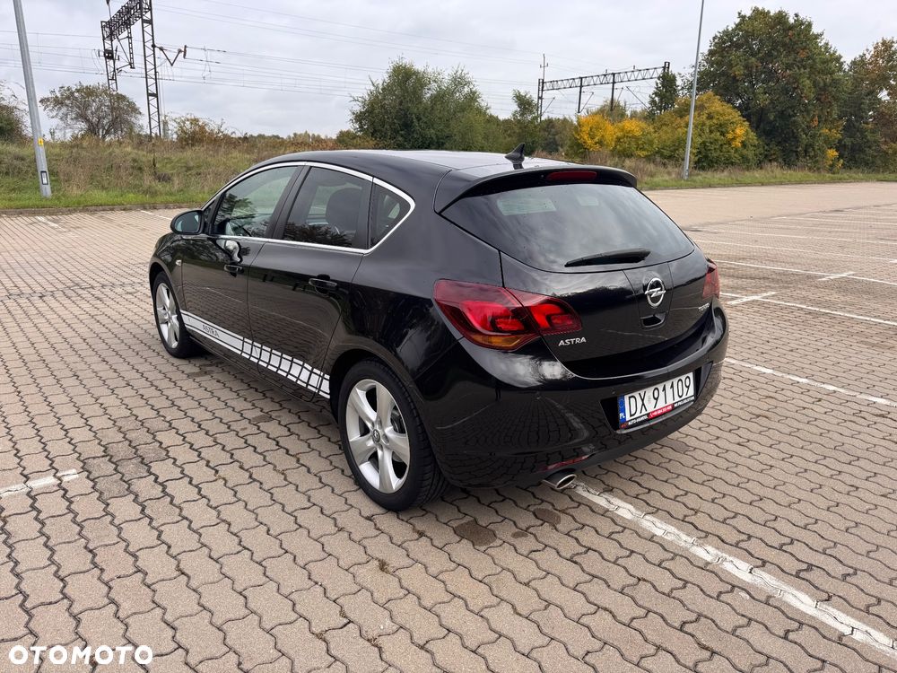 Opel Astra 1.4 Turbo Sport - 9