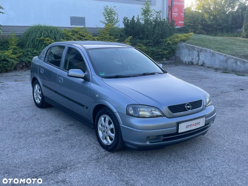 Opel Astra 1.6 NJoy - 38