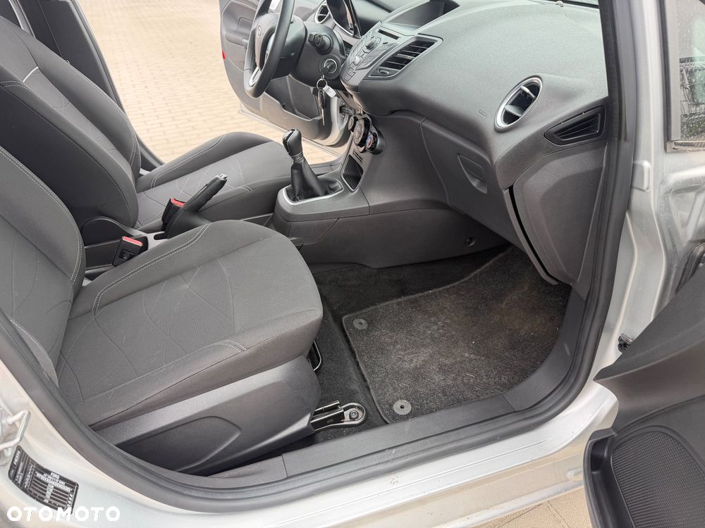 Ford Fiesta - 20