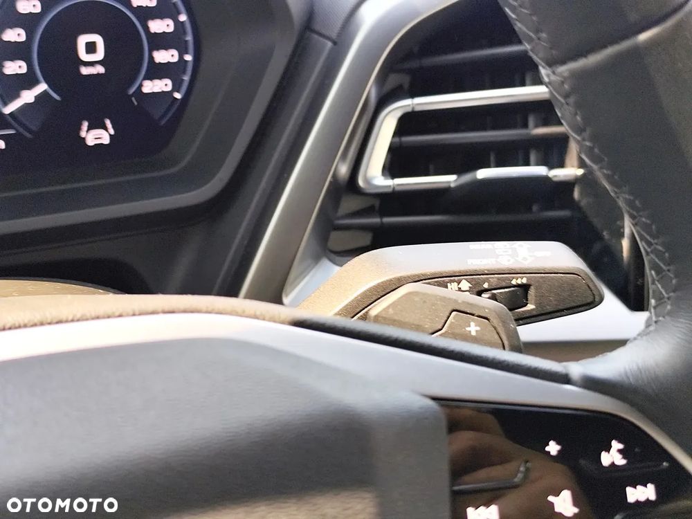 Audi Q4 e-tron 35 52kWh S Line - 30