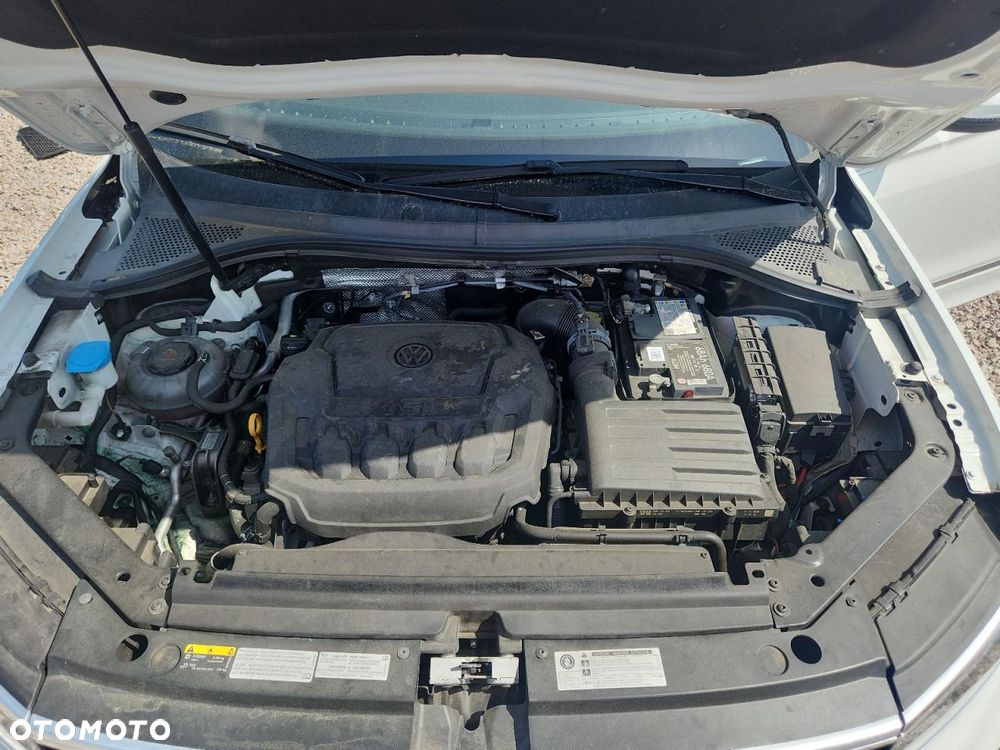 Volkswagen Tiguan - 11