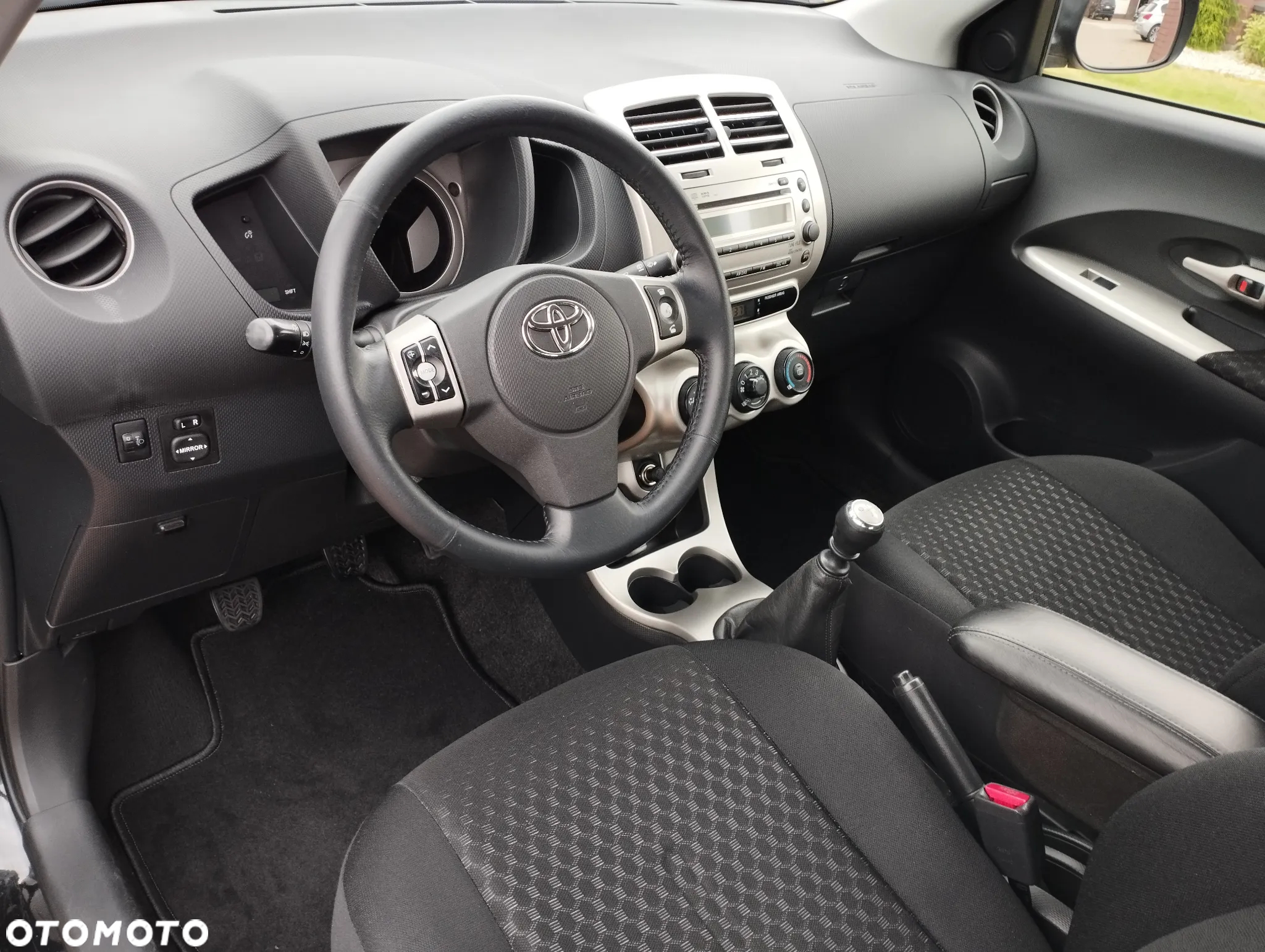 Toyota Urban Cruiser 1.33 4x2 - 12