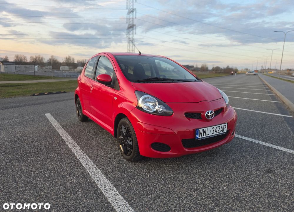 Toyota Aygo CoolRed - 7