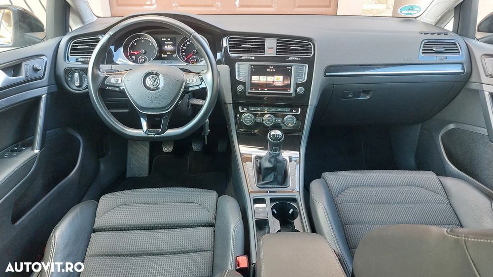 Volkswagen Golf 2.0 TDI (BlueMotion Technology) Highline - 6