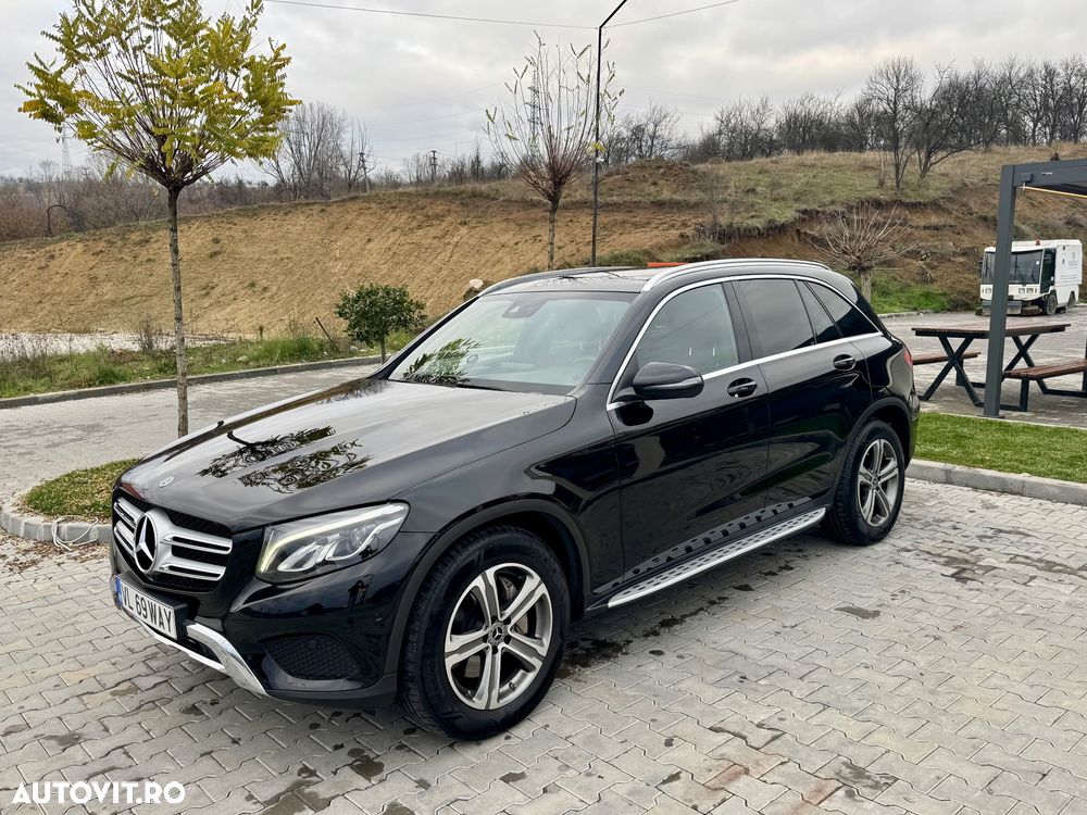 Mercedes-Benz GLC - 29