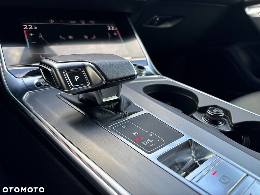 Audi A6 Avant - 18