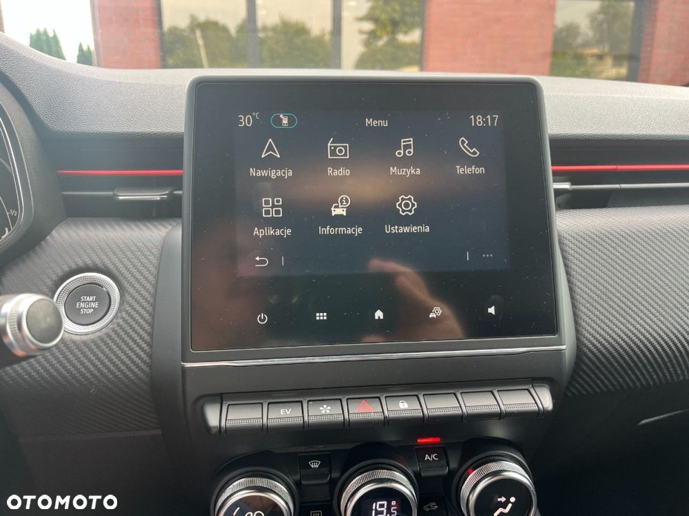 Renault Clio E-TECH 140 R.S LINE - 12