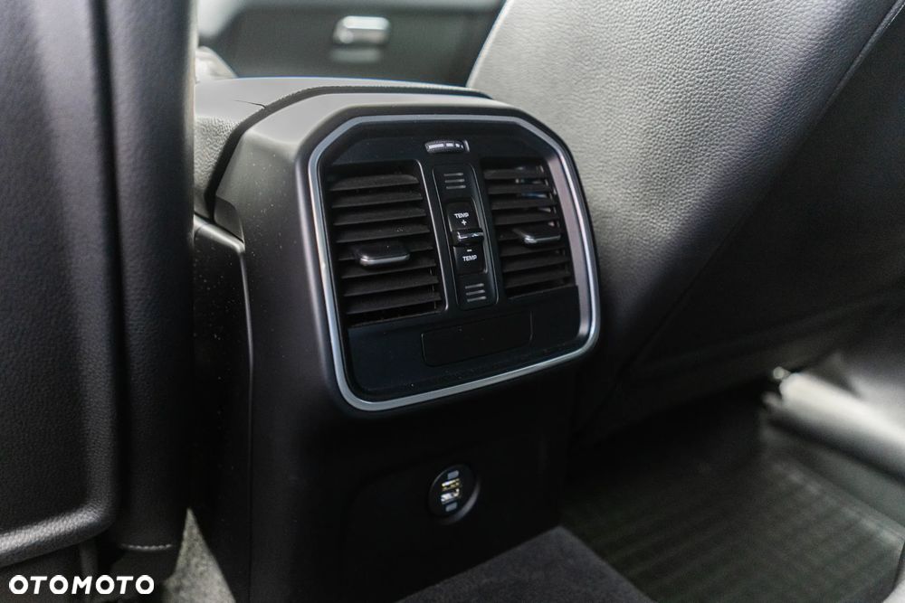 Porsche Macan - 36