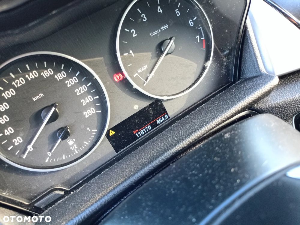 BMW Seria 2 218i Advantage - 11