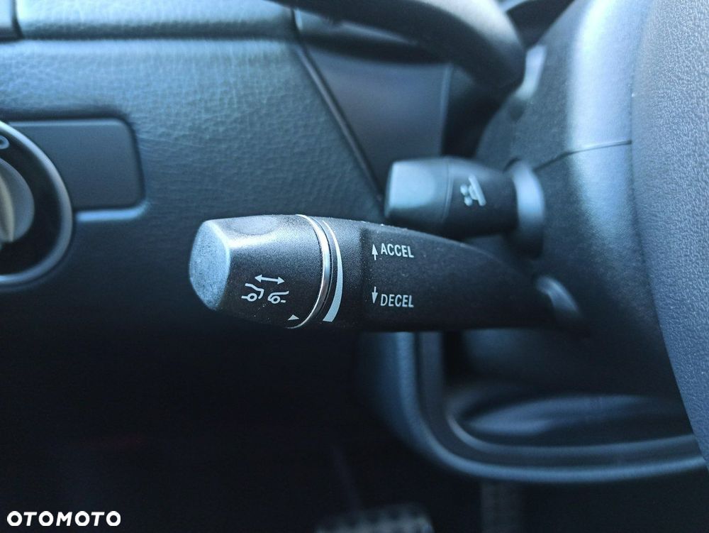 Mercedes-Benz Klasa G 500 L 7G-TRONIC - 22