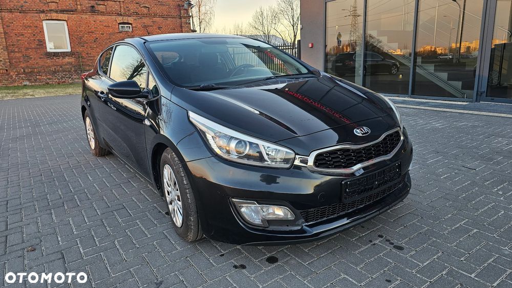 Kia Ceed 1.4 CVVT Dream Team Edition - 16