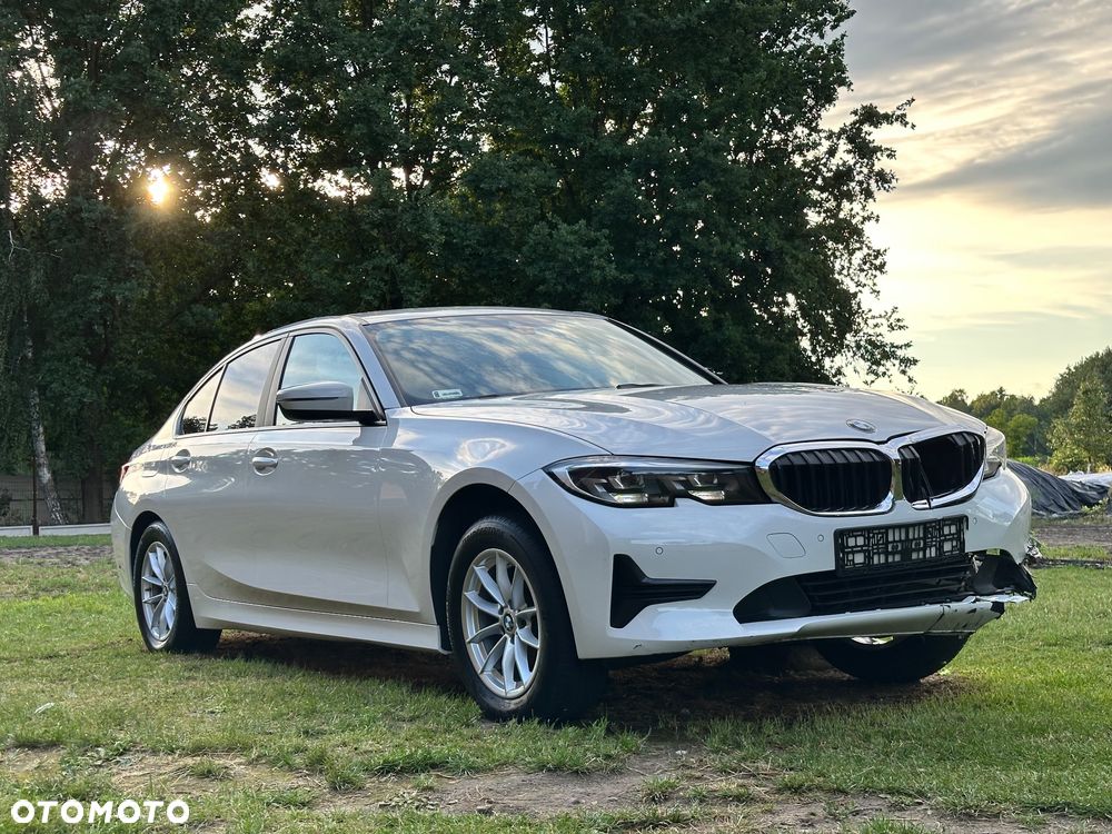 BMW Seria 3 318d - 3