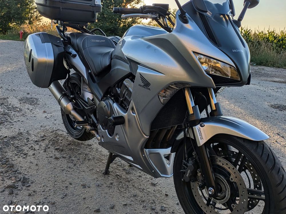 Honda CBF - 5