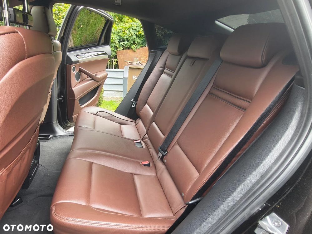 BMW X6 xDrive50i M Sport - 13