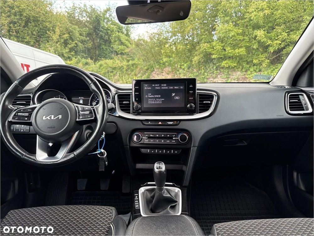 Kia Ceed 1.5 T-GDI L - 12