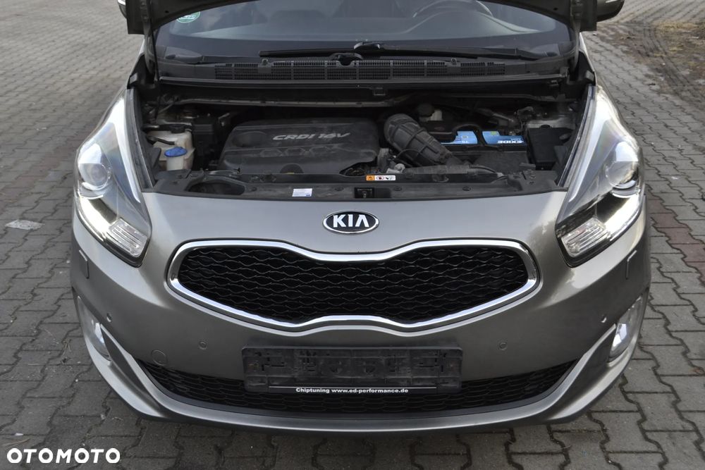 Kia Carens 1.7 CRDi Business Line 7os - 34