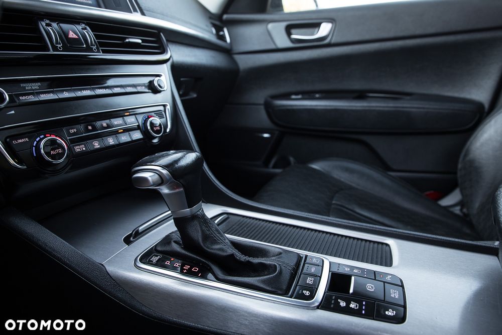 Kia Optima Sportagon 2.0 GDI Attract - 20