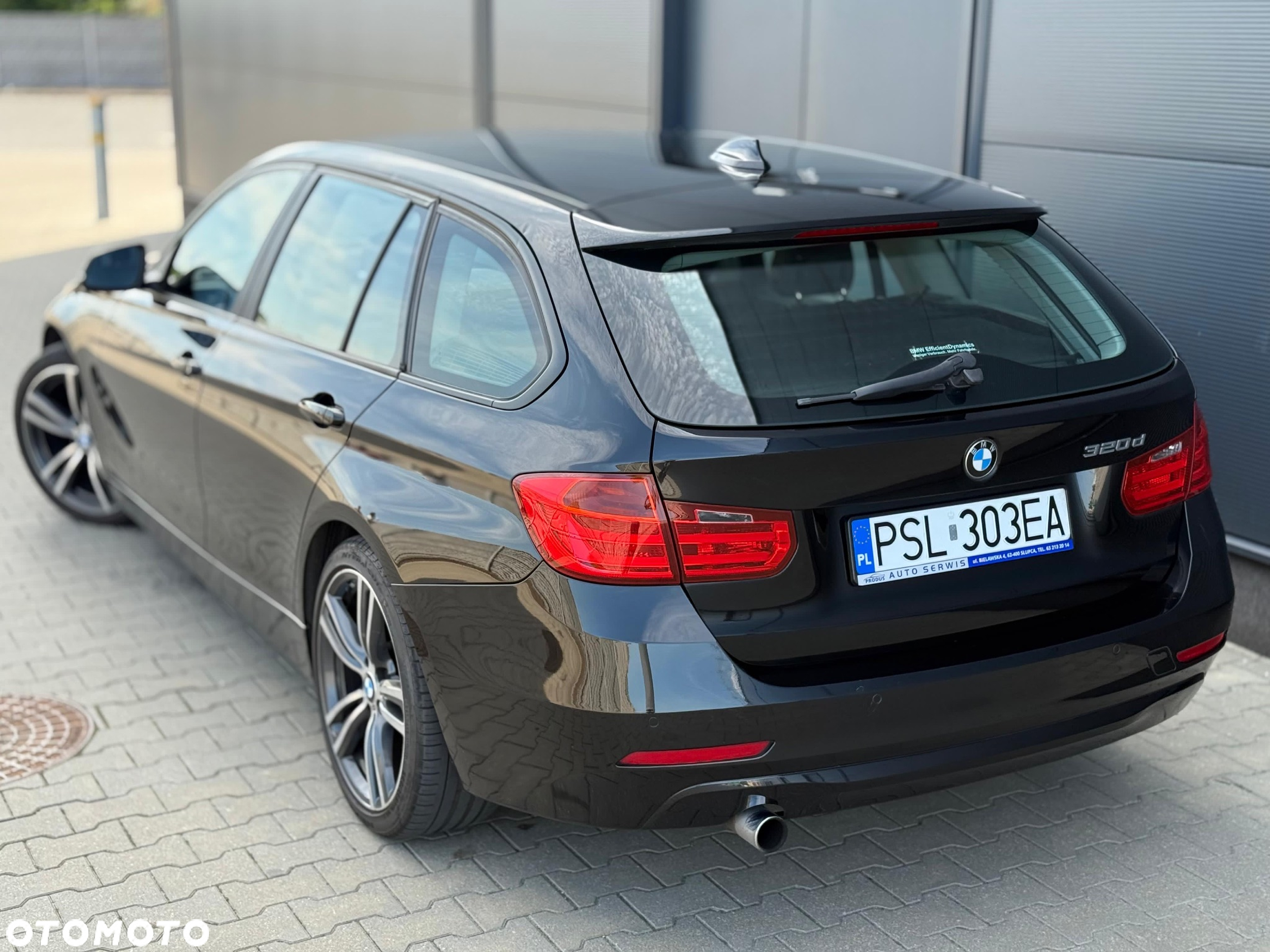 BMW Seria 3 320d - 23