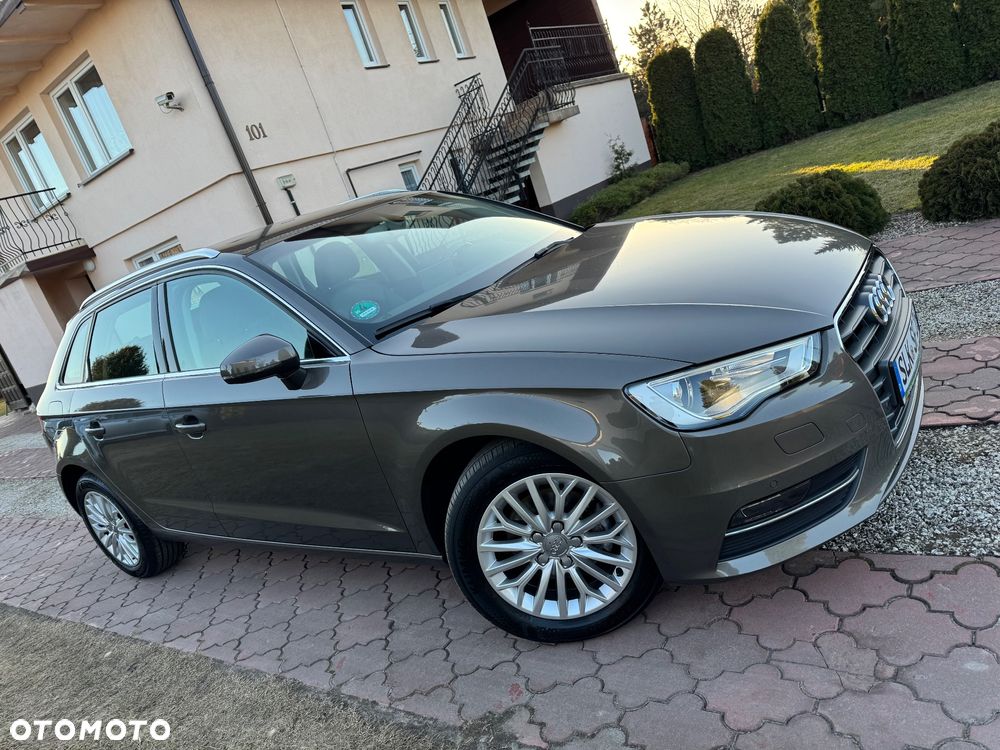 Audi A3 Sportback 1.6 TDI S tronic design - 3
