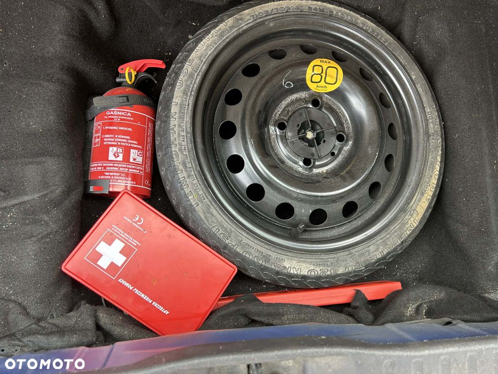 Nissan Micra 1.2 Visia - 12