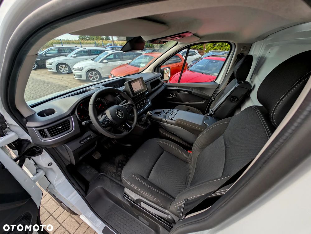 Renault Trafic LONG 58tys.km. przebiegu - 10
