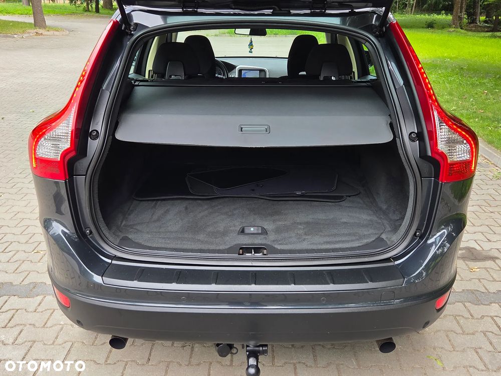 Volvo XC 60 T5 Powershift Momentum - 10