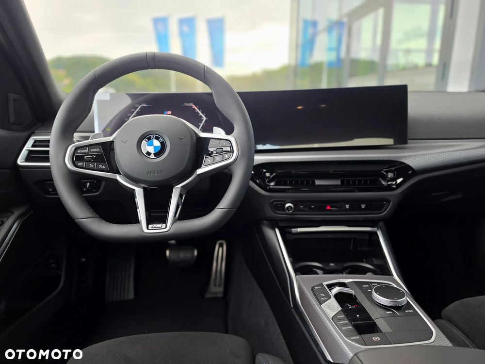 BMW Seria 3 320i xDrive M Sport - 24