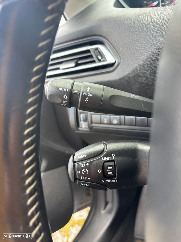 Peugeot 308 SW 1.5 BlueHDi Allure Pack - 11