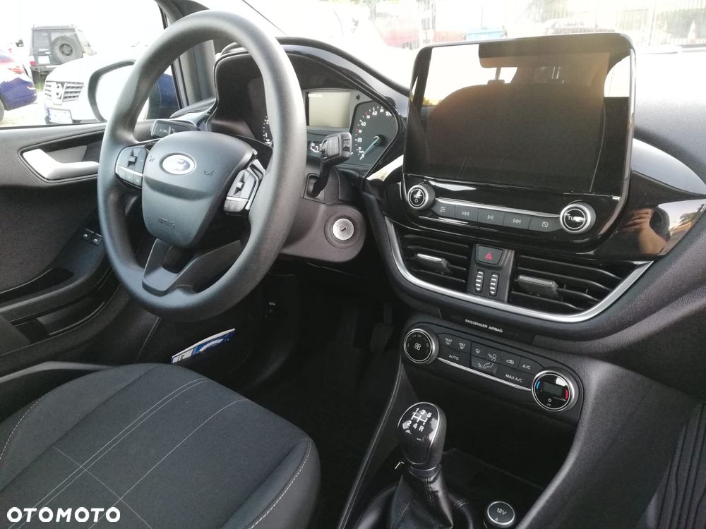 Ford Fiesta 1.1 S&S TREND - 24
