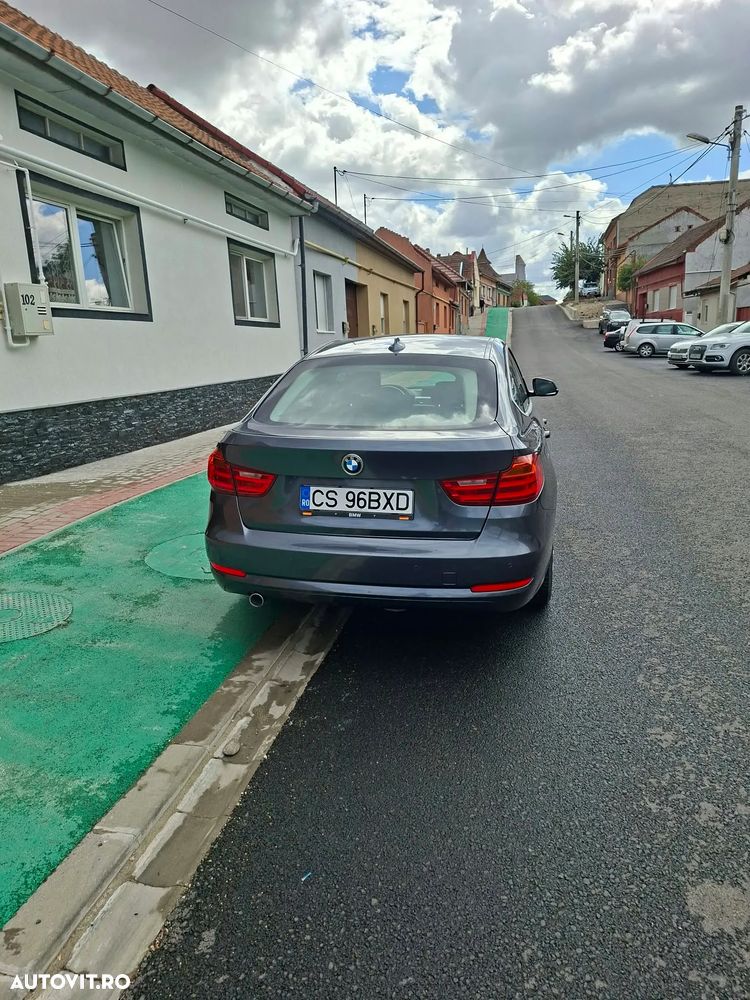 BMW Seria 3 318d - 3