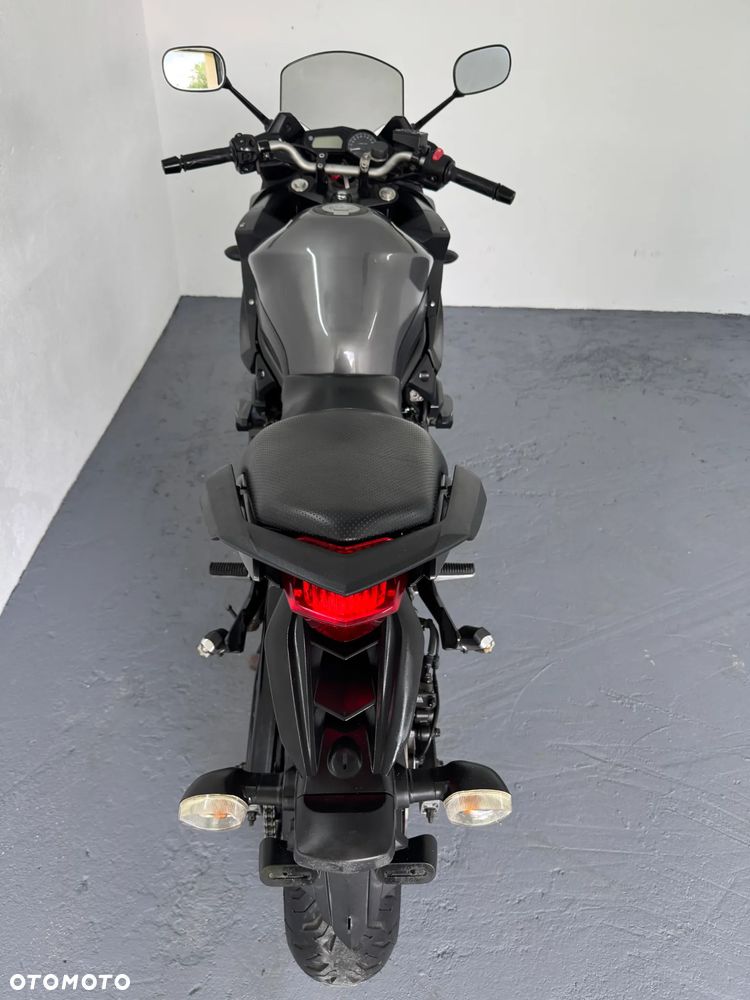 Yamaha XJ - 30