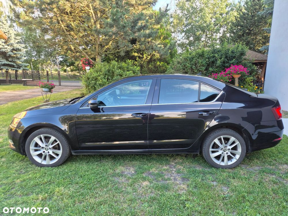 Skoda Octavia 2.0 TDI Style DSG - 6
