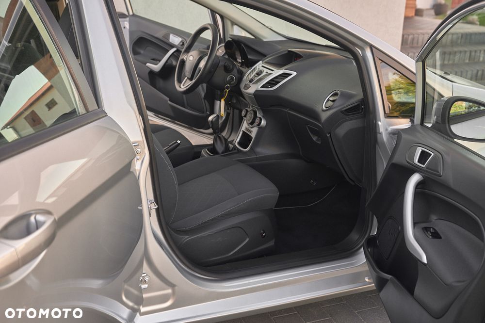 Ford Fiesta 1.25 Titanium - 22