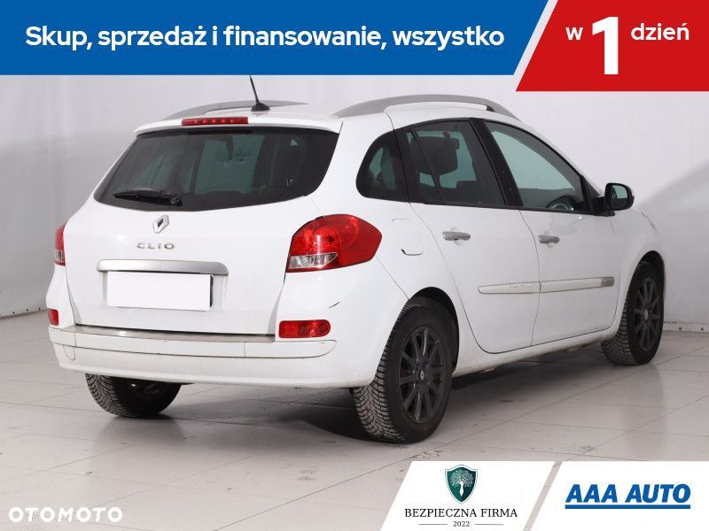 Renault Clio - 7