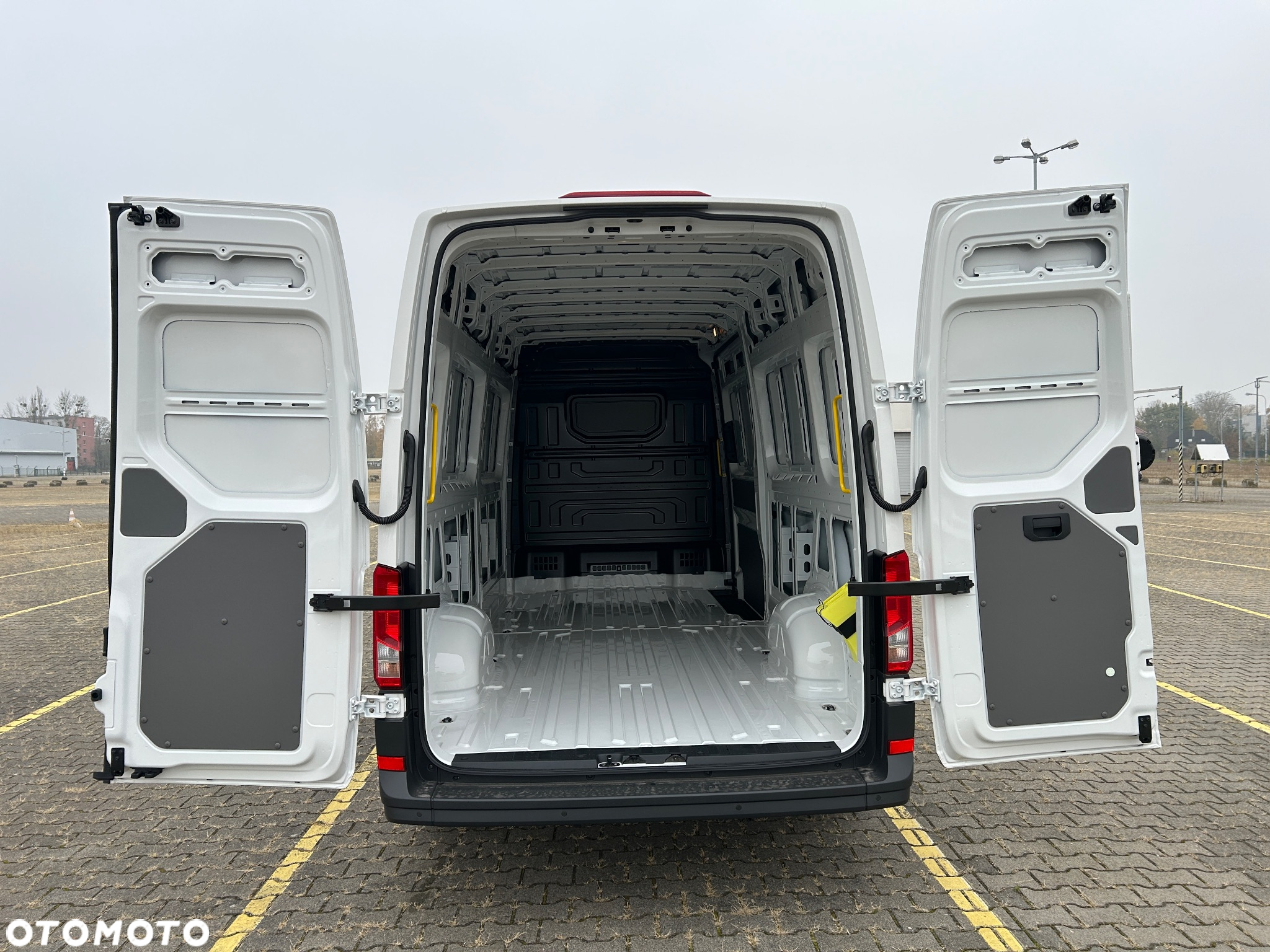 Volkswagen Crafter - 8