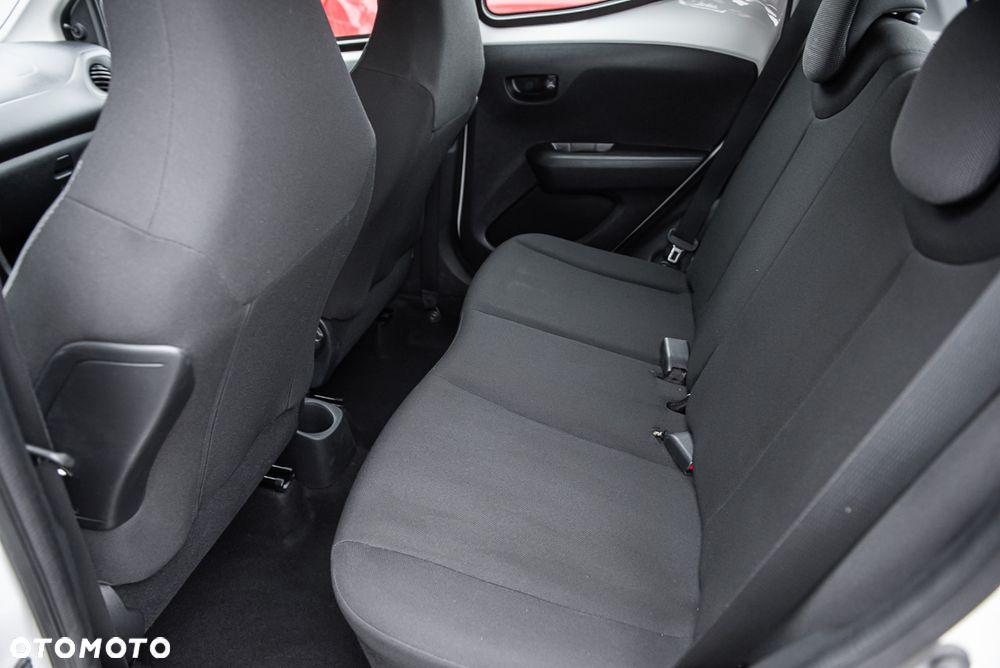 Toyota Aygo x-play Eco - 18