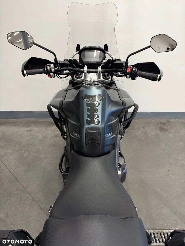 Triumph Tiger - 40