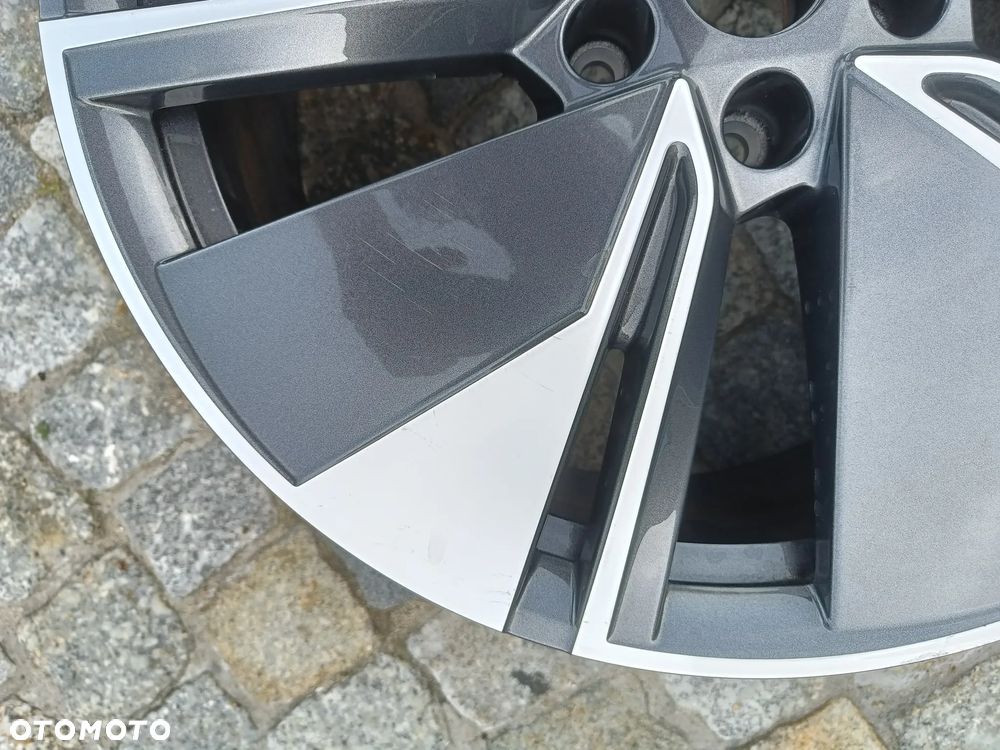 Felga aluminiowa 19 Skoda Enyaq 8Jx19 H2 ET45 5LA601025 - 11