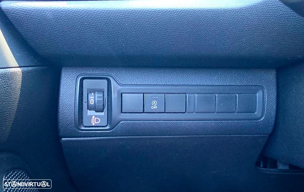 Peugeot 308 SW 1.5 BlueHDi Style - 23