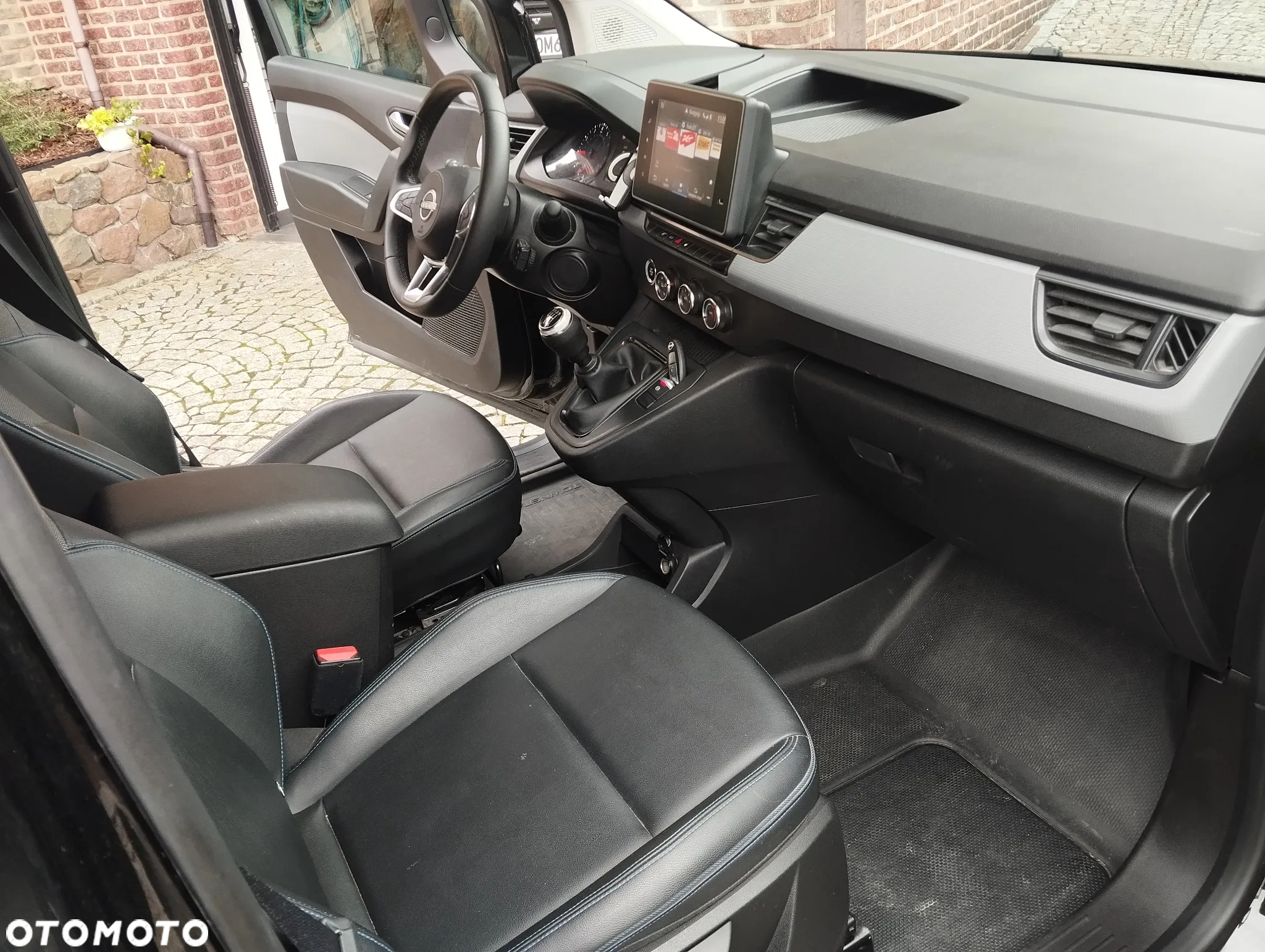 Nissan TOWNSTAR - 9