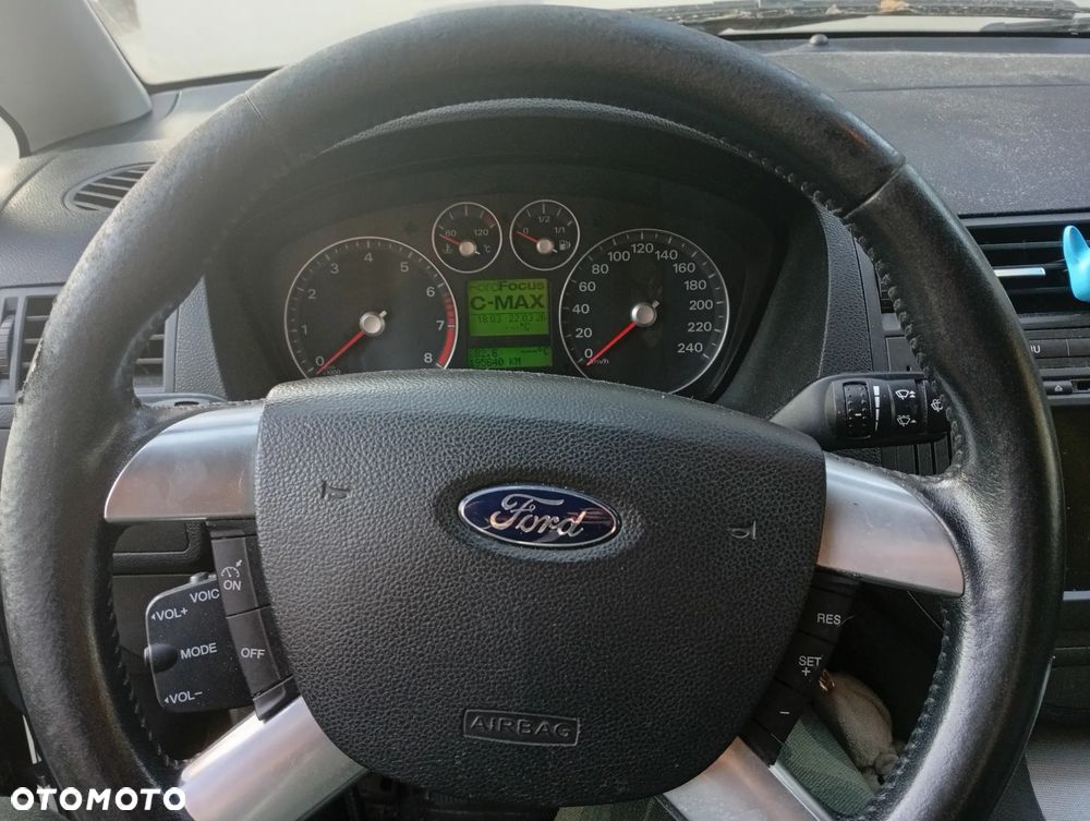 Ford Focus C-Max 1.8 Ghia - 11