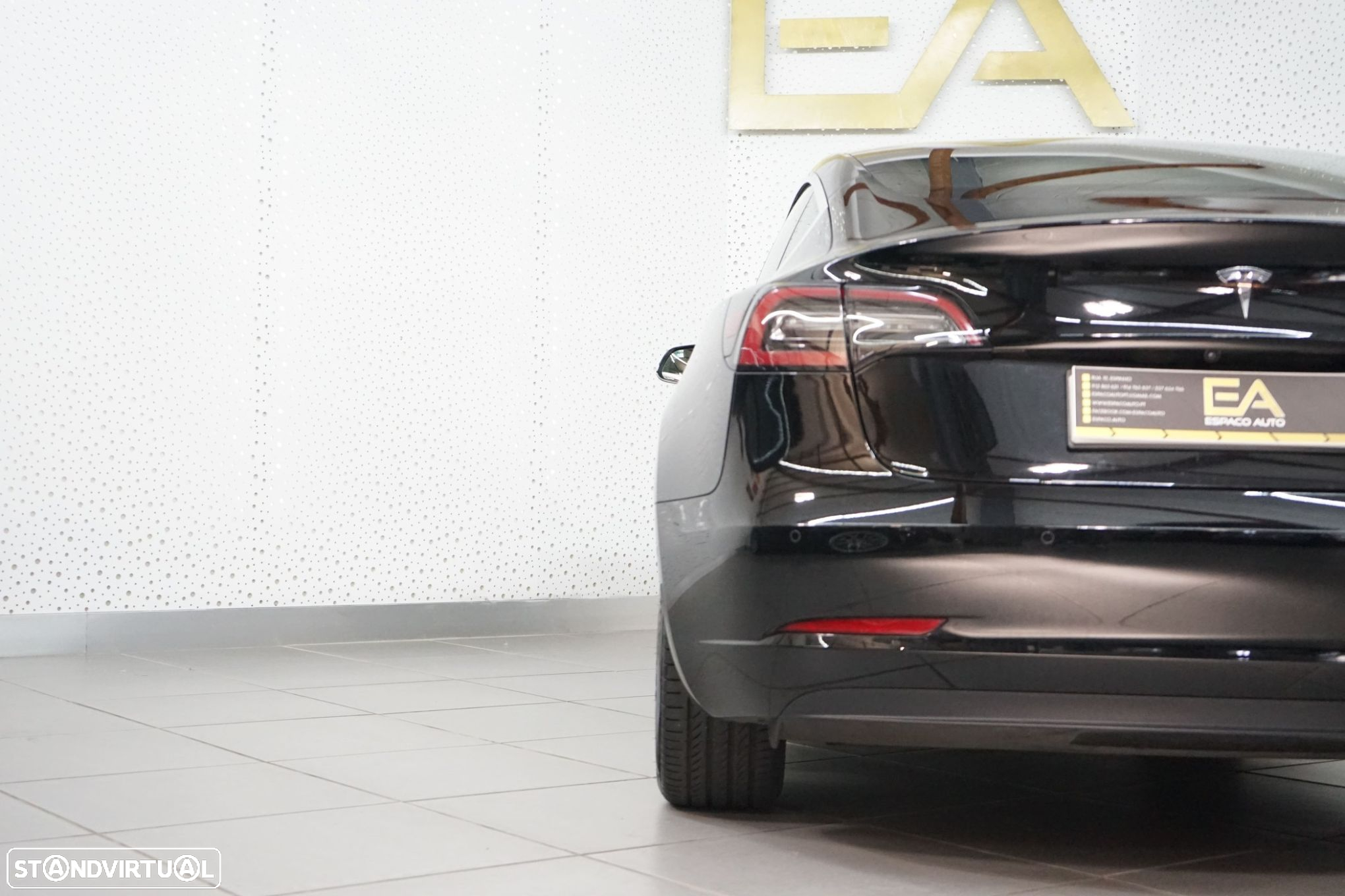 Tesla Model 3 Standard Range Plus RWD - 36