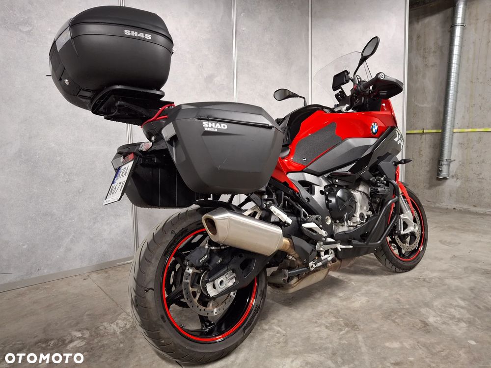 BMW XR - 2