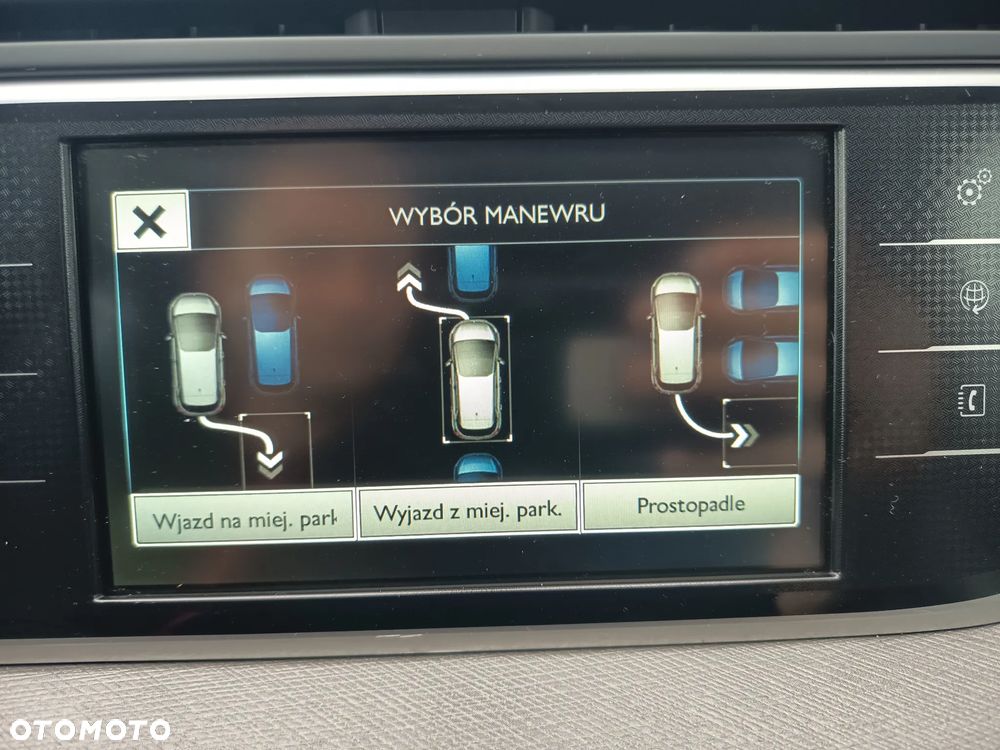 Citroën C4 Grand Picasso BlueHDi 150 Exclusive - 26