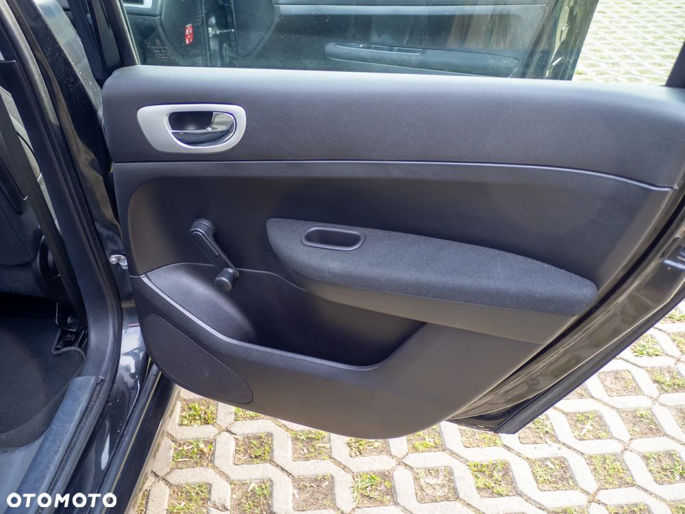 Peugeot 307 Break 110 Sportline - 14