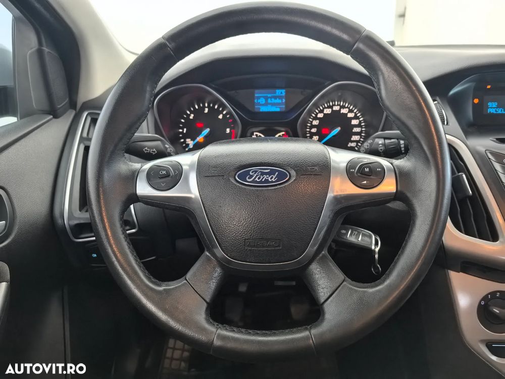 Ford Focus 1.6 TDCI DPF Trend - 14
